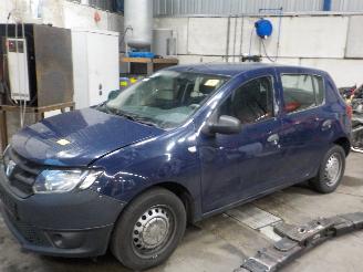Salvage car Dacia Sandero Sandero II (5S) Hatchback 1.2 16V (D4F-F732) [54kW]  (05-2015/...) 2015/6
