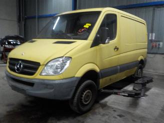 demontáž osobní automobily Mercedes Sprinter Sprinter 3,5t (906.63) Van 313 CDI 16V (OM651.956) [95kW]  (05-2009/12=
-2016) 2010