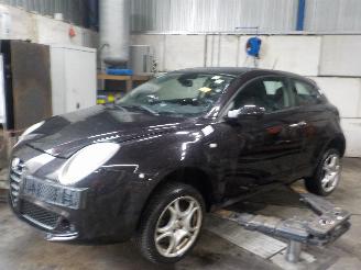 Coche siniestrado Alfa Romeo MiTo MiTo (955) Hatchback 1.3 JTDm 16V Eco (199.B.4000) [62kW]  (01-2011/12=
-2015) 2011