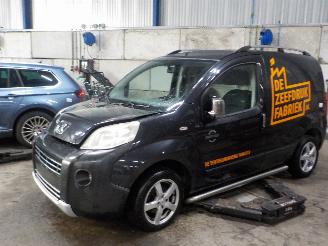 demontáž osobní automobily Peugeot Bipper Bipper (AA) Van 1.4 HDi (DV4TED(8HS)) [50kW]  (02-2008/...) 2008