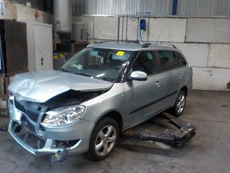 demontáž osobní automobily Skoda Fabia Fabia II Combi Combi 5-drs 1.2 TDI 12V Greenline (CFWA) [55kW]  (05-20=
10/12-2014) 2011/2