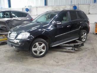 Sloopauto Mercedes ML ML II (164/4JG) SUV 4.0 ML-420 CDI 4-Matic V8 32V (OM629.912) [225kW] =
 (02-2006/09-2009) 2008