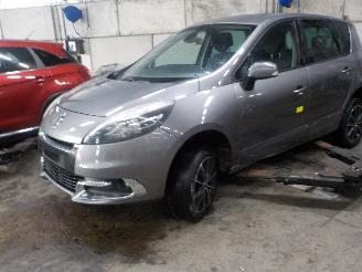 Purkuautot passenger cars Renault Scenic Scénic III (JZ) MPV 1.5 dCi 110 (K9K-J836) [81kW]  (04-2009/05-2016)= 2012