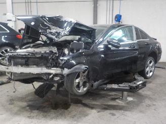 Vrakbiler auto Mercedes C-klasse C (W205) Sedan C-250 2.2 CDI 16V BlueTEC, C-250d (OM651.921) [150kW]  =
(02-2014/...) 2015/0