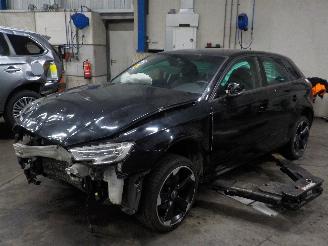 Uttjänta bilar auto Audi A3 A3 Sportback (8VA/8VF) Hatchback 5-drs 1.4 TFSI ACT Ultra 16V (CZEA(Eu=
ro 6)) [110kW]  (05-2014/10-2020) 2017