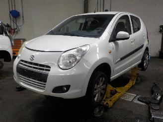 Coche siniestrado Suzuki Alto Alto (GF) Hatchback 5-drs 1.0 12V (K10B) [50kW]  (01-2009/...) 2011