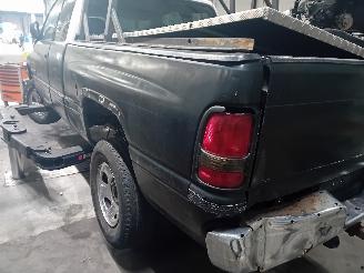 Dodge Ram Ram Pick-up 5.2 1500 4x2 (Y(V8-318)) [172kW]  (01-1993/09-2001) picture 4