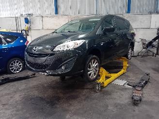 Coche siniestrado Mazda 5 5 (CWA9) MPV 1.8i 16V (L850) [85kW]  (09-2010/...) 2011