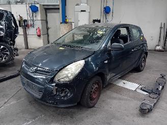 Uttjänta bilar auto Hyundai I-20 i20 Hatchback 1.2i 16V (G4LA) [57kW]  (09-2008/12-2012) 2009/0