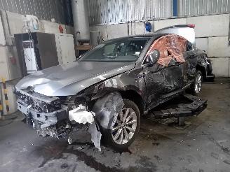 demontáž osobní automobily Volkswagen Passat Passat (3G2) Sedan 1.4 GTE Hybrid 16V (CUKC) [160kW]  (06-2015/03-2024=
) 2016