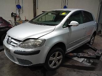 demontáž osobní automobily Volkswagen Golf Golf Plus (5M1/1KP) MPV 1.6 FSI 16V (BLF(Euro 4)) [85kW]  (12-2004/05-=
2008) 2005