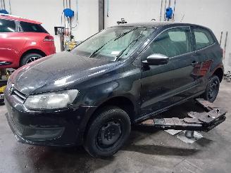 rozbiórka samochody osobowe Volkswagen Polo Polo V (6R) Hatchback 1.2 TDI 12V BlueMotion (CFWA(Euro 5)) [55kW]  (1=
0-2009/05-2014) 2011