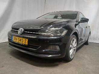 ojeté vozy osobní automobily Volkswagen Polo Polo VI (AW1) Hatchback 5-drs 1.0 TSI 12V (CHZL) [70kW]  (06-2017/...)= 2018/4