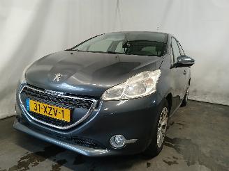 uszkodzony samochody osobowe Peugeot 208 208 I (CA/CC/CK/CL) Hatchback 1.2 Vti 12V PureTech 82 (EB2F(HMZ)) [60k=
W]  (03-2012/12-2019) 2012/9