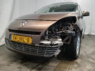 Avarii autoturisme Renault Scenic Grand Scénic III (JZ) MPV 1.4 16V TCe 130 (H4J-700(H4J-A7)) [96kW]  =
(02-2009/12-2016) 2009/7