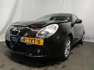 Damaged car Alfa Romeo Giulietta Giulietta (940) Hatchback 1.4 TB 16V MultiAir (940.A.2000) [125kW]  (0=
4-2010/10-2018) 2012/4