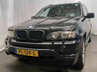 Avarii autoturisme BMW X5 X5 (E53) SUV 4.4 V8 32V (M62-B44(448S2)) [210kW]  (01-2000/09-2003) 2000/12