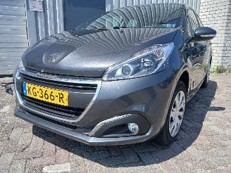 krockskadad bil auto Peugeot 208 208 I (CA/CC/CK/CL) Hatchback 1.2 Vti 12V PureTech 82 (EB2F(HMZ)) [60k=
W]  (03-2012/12-2019) 2016/6