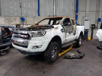 Autoverwertung Ford Ranger Ranger Pick-up 2.2 TDCi 16V 4x4 (GBVAJQJ) [118kW]  (05-2015/01-2023) 2019