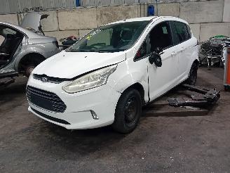 Coche siniestrado Ford B-Max B-Max (JK8) MPV 1.5 TDCi (UGJC(Euro 5)) [55kW]  (10-2012/...) 2012