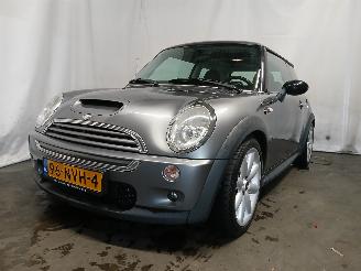 Avarii autoturisme Mini Mini Mini Cooper S (R53) Hatchback 1.6 16V (W11-B16A) [120kW]  (03-2002/09-=
2006) 2003/11