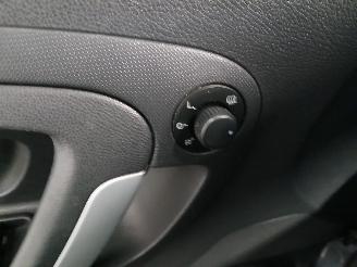 Skoda Roomster Roomster (5J) MPV 1.4 16V (CGGB) [63kW]  (09-2006/05-2015) picture 14
