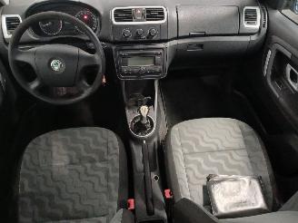 Skoda Roomster Roomster (5J) MPV 1.4 16V (CGGB) [63kW]  (09-2006/05-2015) picture 10