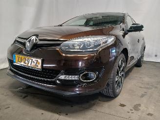 damaged passenger cars Renault Mégane Megane III Grandtour (KZ) Combi 5-drs 1.2 16V TCE 130 (H5F-404(H5F-B4)=
) [97kW]  (01-2013/02-2016) 2014/9