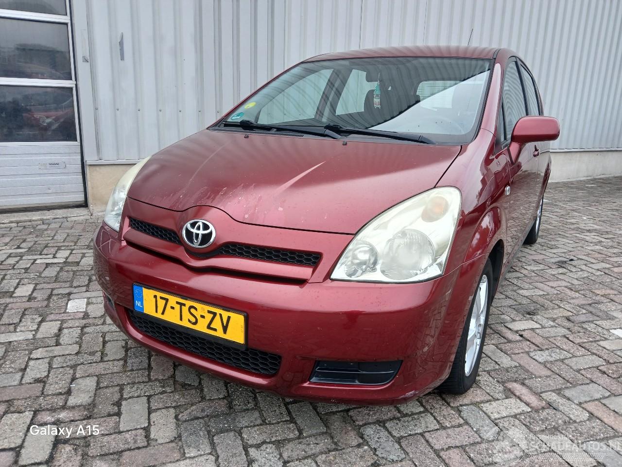 Toyota Corolla Corolla Verso (R10/11) MPV 1.6 16V VVT-i (3ZZFE) [81kW]  (04-2004/03-2=
009)