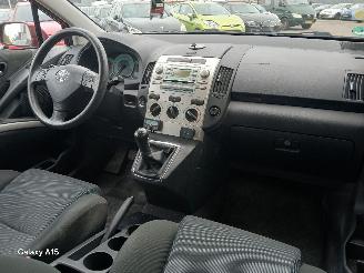 Toyota Corolla Corolla Verso (R10/11) MPV 1.6 16V VVT-i (3ZZFE) [81kW]  (04-2004/03-2=
009) picture 9