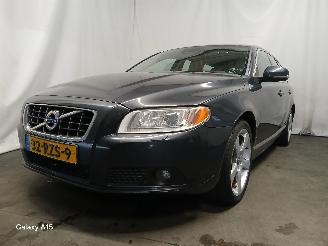 Unfallwagen Volvo V-70 V70 (BW) Combi 2.0 D3/D4 20V (D5204T3) [120kW]  (03-2010/12-2015) 2011/8
