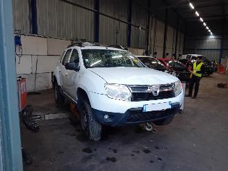 Dacia Duster Duster (HS) SUV 1.5 dCi (K9K-896) [79kW]  (06-2010/01-2018) picture 2