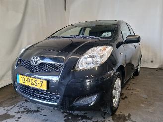 uszkodzony samochody osobowe Toyota Yaris Yaris II (P9) Hatchback 1.0 12V VVT-i (1KR-FE) [51kW]  (08-2005/12-201=
1) 2011/2