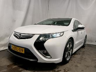 Schadeauto Opel Ampera Ampera Hatchback 1.4 16V (A14XFL(Euro 5)) [63kW]  (11-2011/03-2015) 2013/12