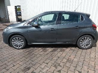 Peugeot 208 208 I (CA/CC/CK/CL) Hatchback 1.6 Blue HDi 100 (DV6FD(BHY)) [73kW]  (0=
1-2015/12-2019) picture 4