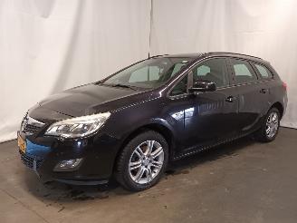 Opel Astra Astra J Sports Tourer (PD8/PE8/PF8) Combi 1.4 16V ecoFLEX (A14XER(Euro=
 5)) [74kW]  (10-2010/10-2015) picture 4