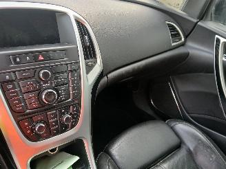 Opel Astra Astra J (PC6/PD6/PE6/PF6) Hatchback 5-drs 1.7 CDTi 16V EcoFLEX 130 (A1=
7DTE(Euro 5)) [96kW]  (07-2011/10-2015) picture 15