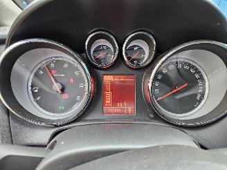 Opel Astra Astra J (PC6/PD6/PE6/PF6) Hatchback 5-drs 1.7 CDTi 16V EcoFLEX 130 (A1=
7DTE(Euro 5)) [96kW]  (07-2011/10-2015) picture 2