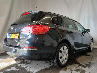 Opel Astra Astra J Sports Tourer (PD8/PE8/PF8) Combi 1.7 CDTi 16V (A17DTE(Euro 5)=
) [81kW]  (10-2010/10-2015) picture 6