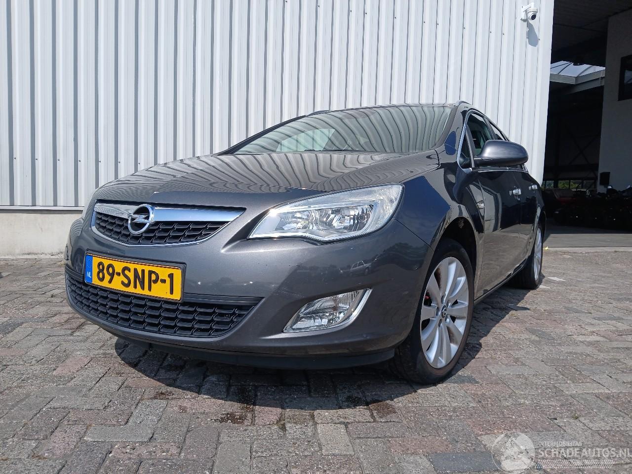 Opel Astra Astra J Sports Tourer (PD8/PE8/PF8) Combi 1.4 16V ecoFLEX (A14XER(Euro=
 5)) [74kW]  (10-2010/10-2015)