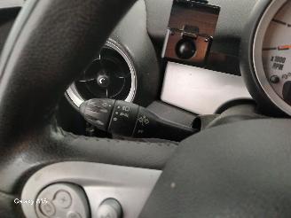 Mini Mini Mini (R56) Hatchback 1.6 16V Cooper (N12-B16A) [88kW]  (10-2006/02-201=
2) picture 14