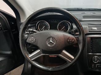 Mercedes R-klasse R (W251) MPV 3.5 350 V6 24V 4-Matic (M272.967) [200kW]  (08-2005/12-20=
12) picture 25