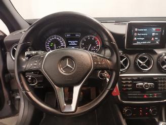 Mercedes A-klasse A (W176) Hatchback 1.6 A-180 16V (M270.910) [90kW]  (09-2012/05-2018) picture 20