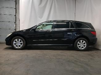 Mercedes R-klasse R (W251) MPV 3.0 320 CDI 24V 4-Matic (OM642.950) [165kW]  (01-2006/07-=
2010) picture 4