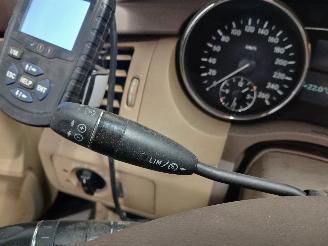 Mercedes R-klasse R (W251) MPV 3.0 320 CDI 24V 4-Matic (OM642.950) [165kW]  (01-2006/07-=
2010) picture 15