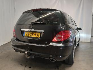 Mercedes R-klasse R (W251) MPV 3.0 320 CDI 24V 4-Matic (OM642.950) [165kW]  (01-2006/07-=
2010) picture 5