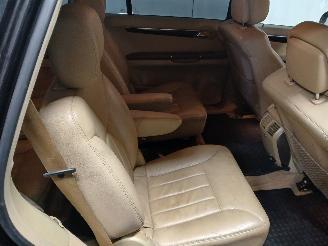 Mercedes R-klasse R (W251) MPV 3.0 320 CDI 24V 4-Matic (OM642.950) [165kW]  (01-2006/07-=
2010) picture 11