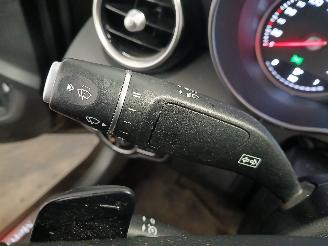 Mercedes C-klasse C (W205) Sedan C-180 1.6 CDI BlueTEC, C-180 d 16V (OM626.951(R9M)) [85=
kW]  (05-2014/05-2018) picture 16