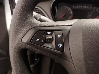 Opel Karl Karl Hatchback 5-drs 1.0 12V (B10XE(Euro 6)) [55kW]  (01-2015/03-2019)= picture 18