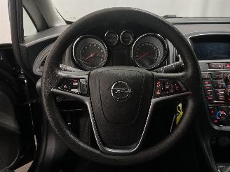 Opel Astra Astra J Sports Tourer (PD8/PE8/PF8) Combi 1.4 Turbo 16V (A14NEL(Euro 5=
)) [88kW]  (10-2010/10-2015) picture 19